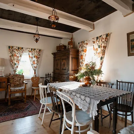 Pod Wysokim Niebem Wysokie