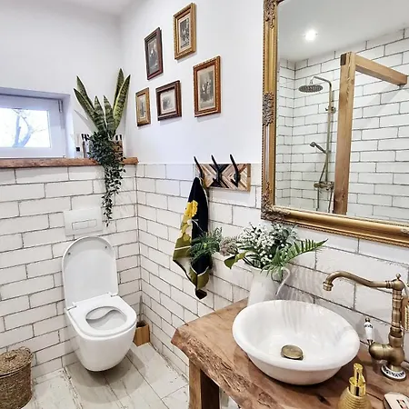 Pod Wysokim Niebem Wysokie