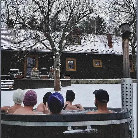 Pod Wysokim Niebem Wysokie